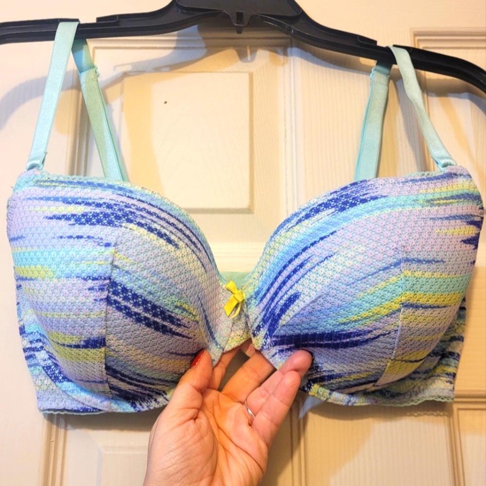 Victoria Secret bra 36DD